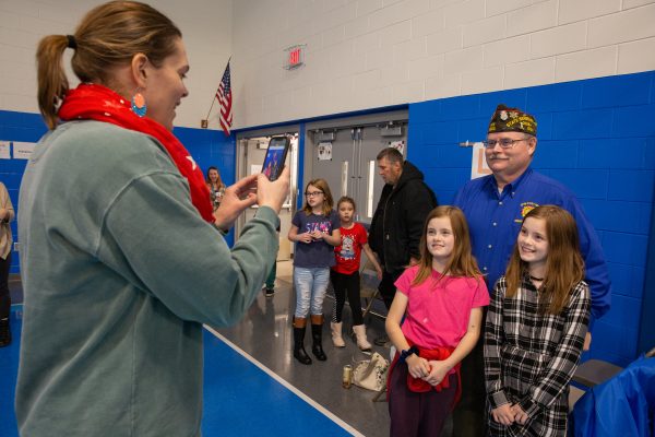 Studebaker Elementary Honors Local Veterans on Special Day